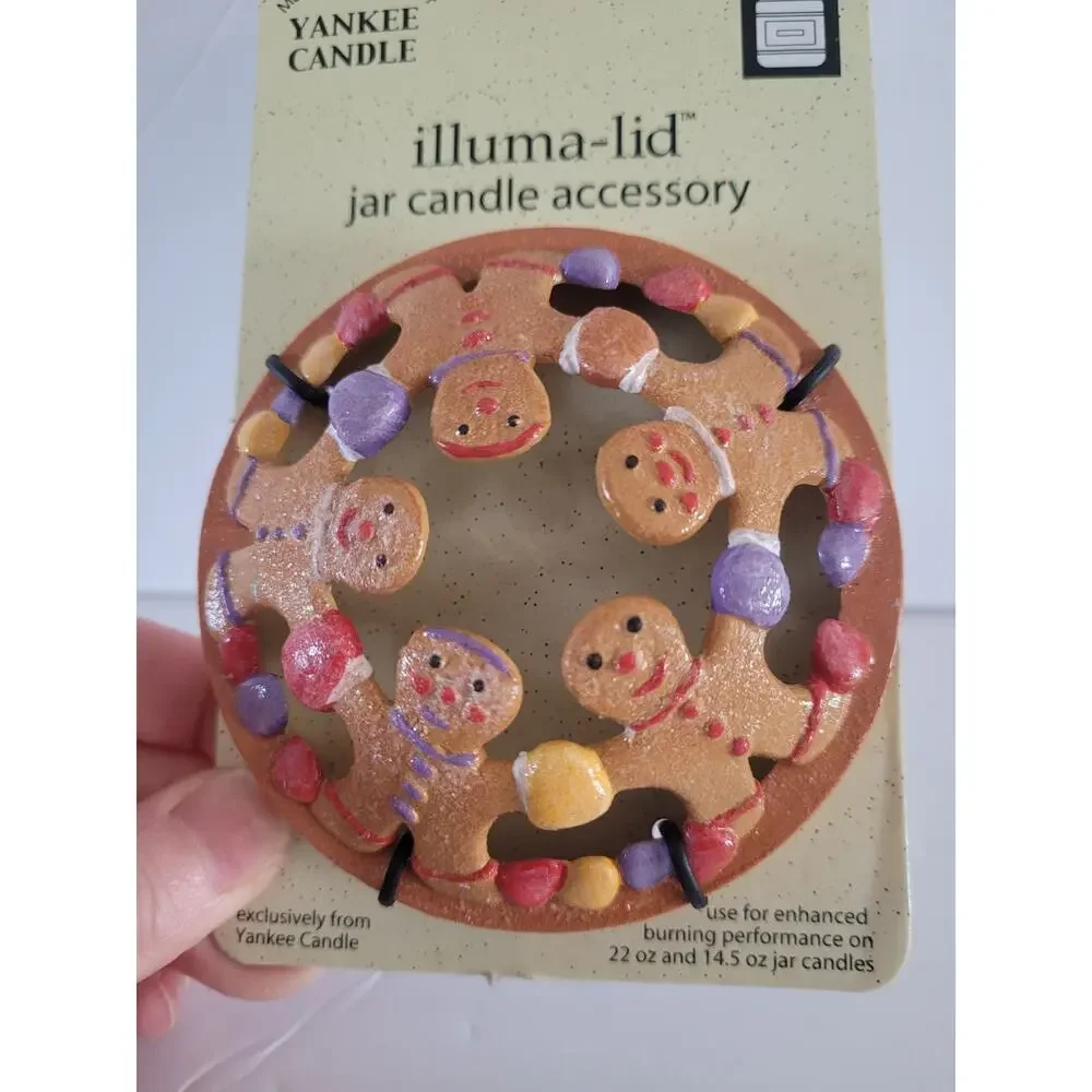 Yankee Candle Gingerbread Men Gumdrop Illuma Lid Jar Candle 22 / 14.5 oz Jar NEW